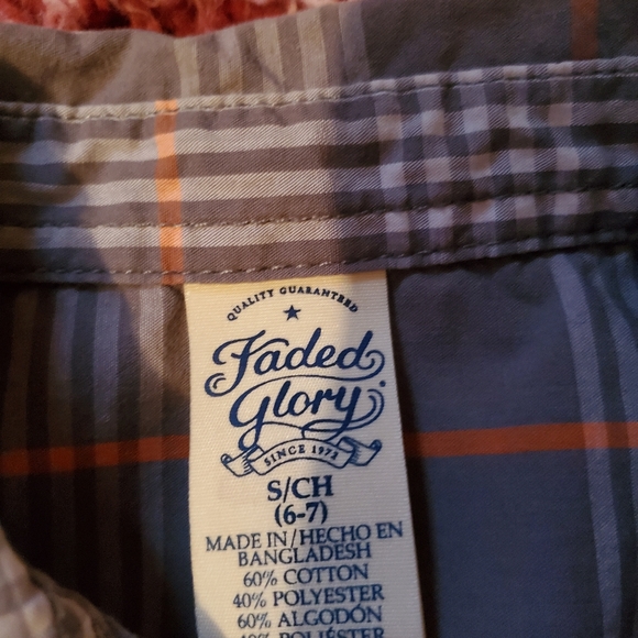 Shirt - Picture 2 of 3